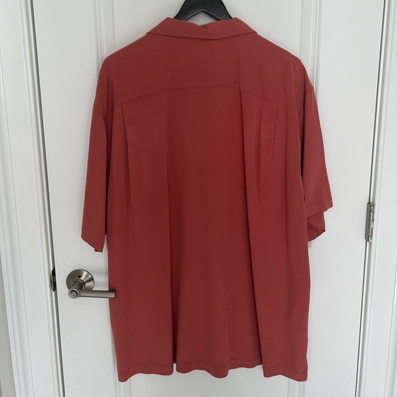 Tommy Bahama Mens 100% Silk Button Down Shirt - Picture 6 of 6